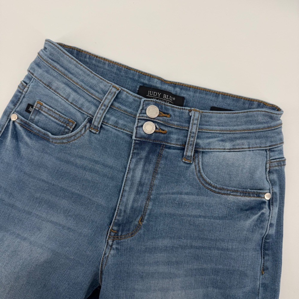 Judy Blue Wide Crop Jeans Light Wash Distressed Button Fly Women Size 3/26